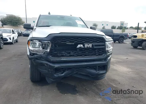 2022 Ram 2500 Tradesman 4X2 8' Box z USA, uszkodzony, nr VIN 3C6MR4AJ6NG296450